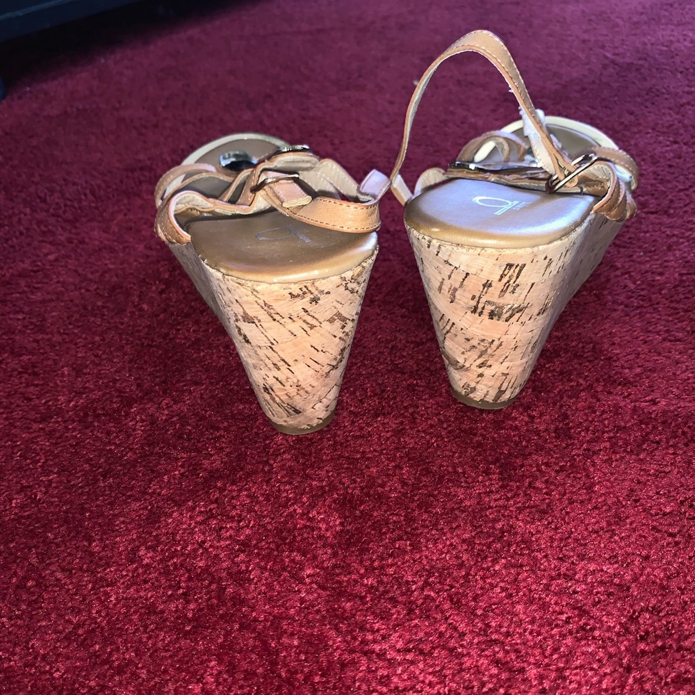 Sandals - Picture 4 of 5